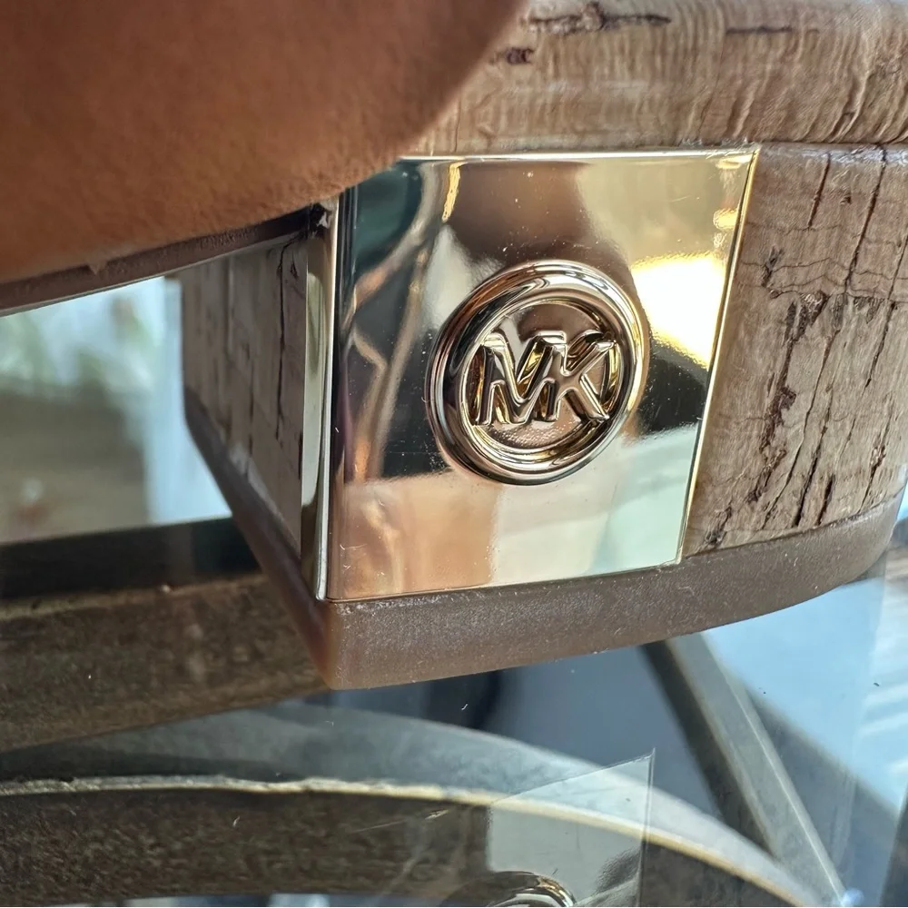 Michael Kors Leather top brand new sandals - Picture 6 of 14